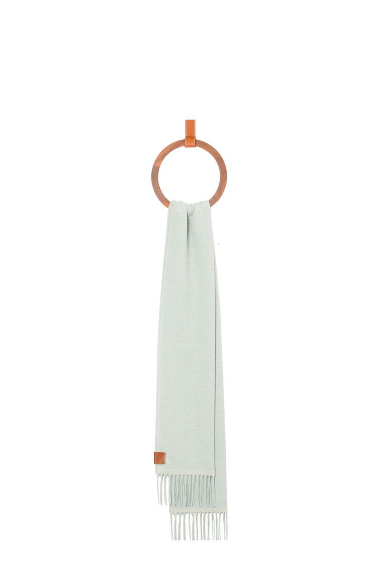 Scarf in cashmere