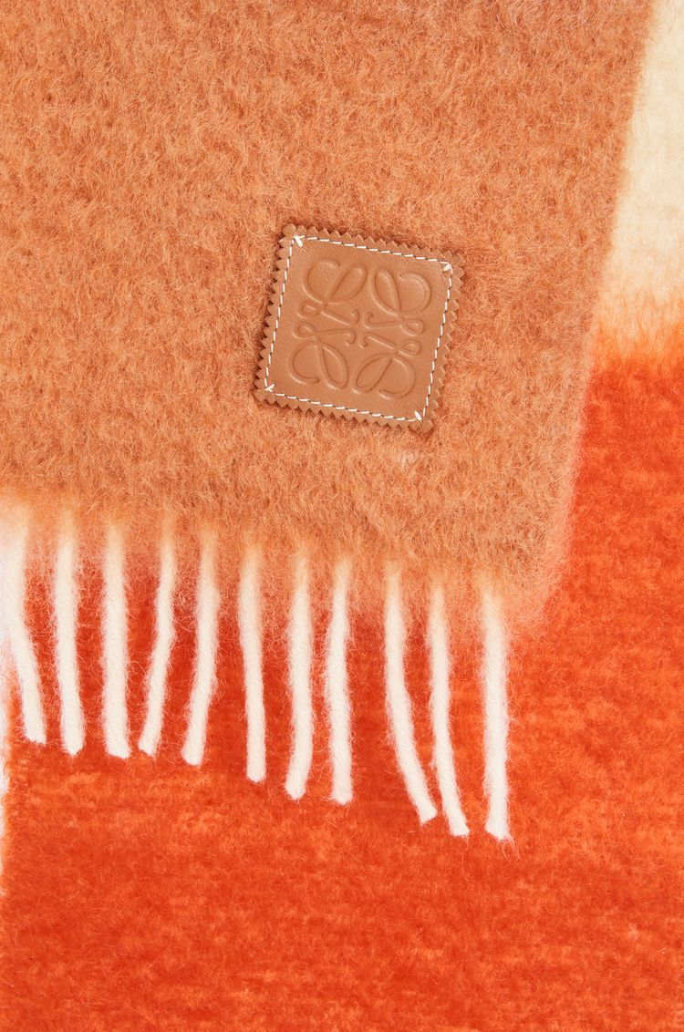 Scarf in mohair and wool