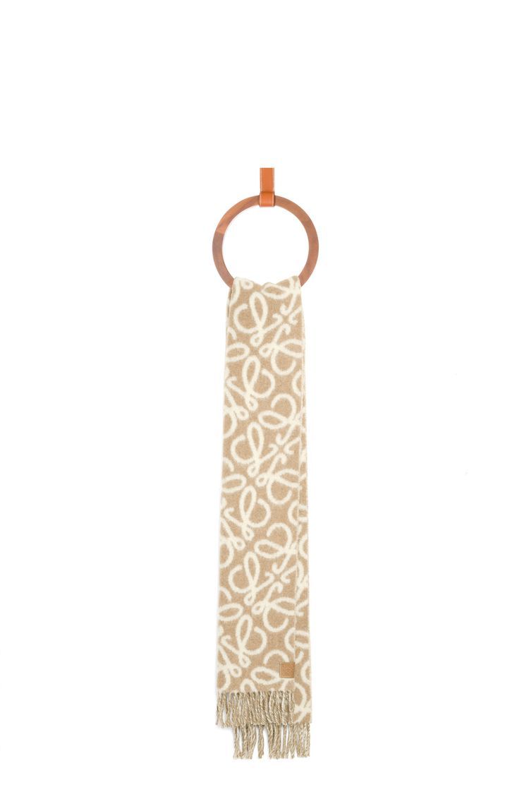 Anagram scarf in alpaca and wool