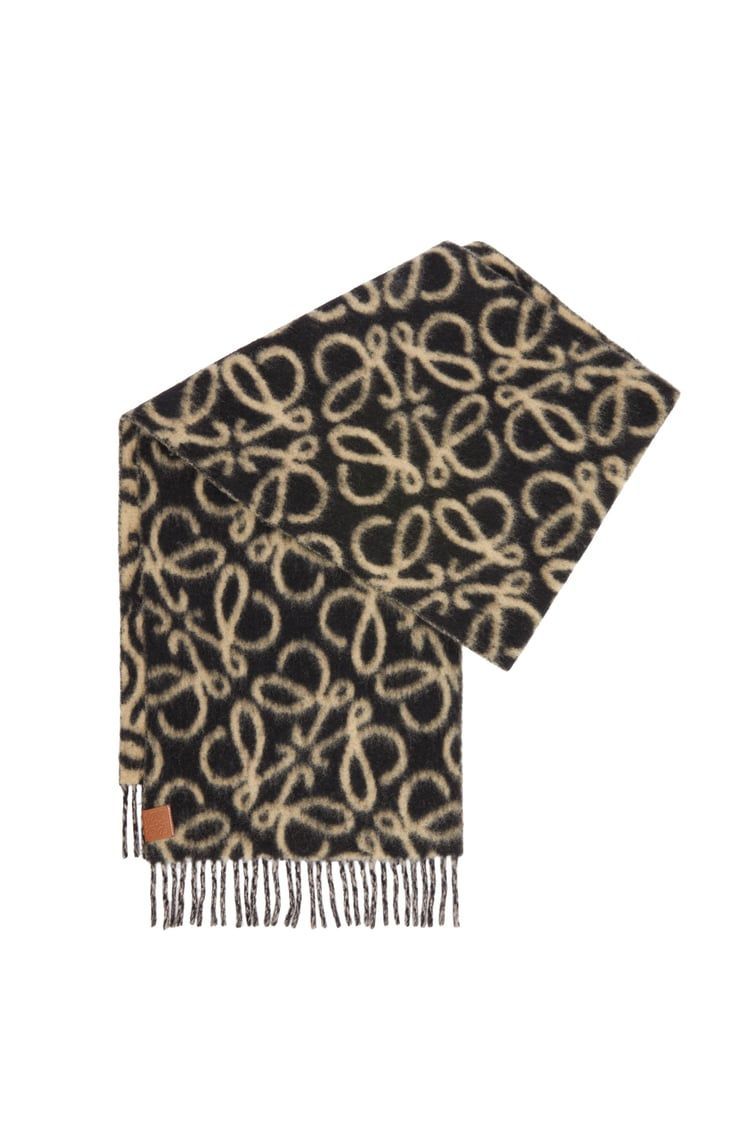 Anagram scarf in alpaca and wool