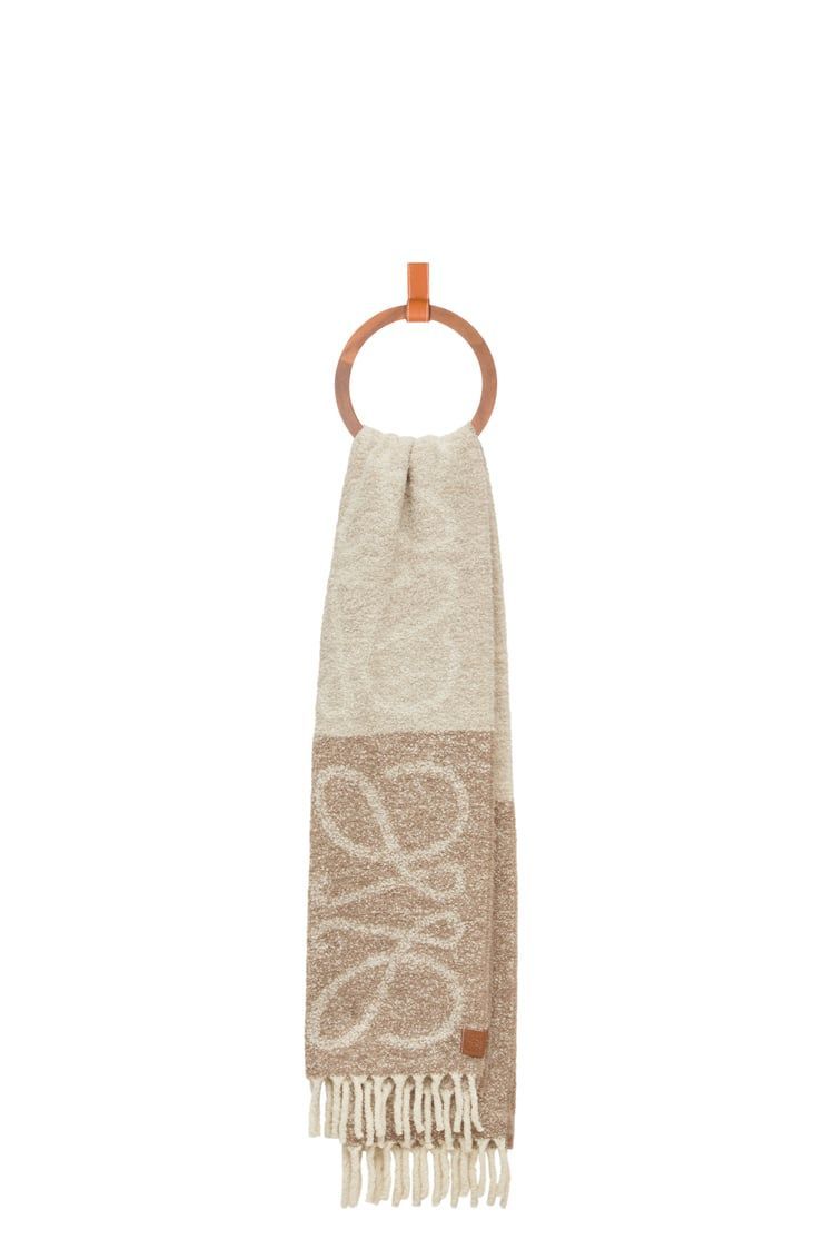 Anagram scarf in alpaca and wool