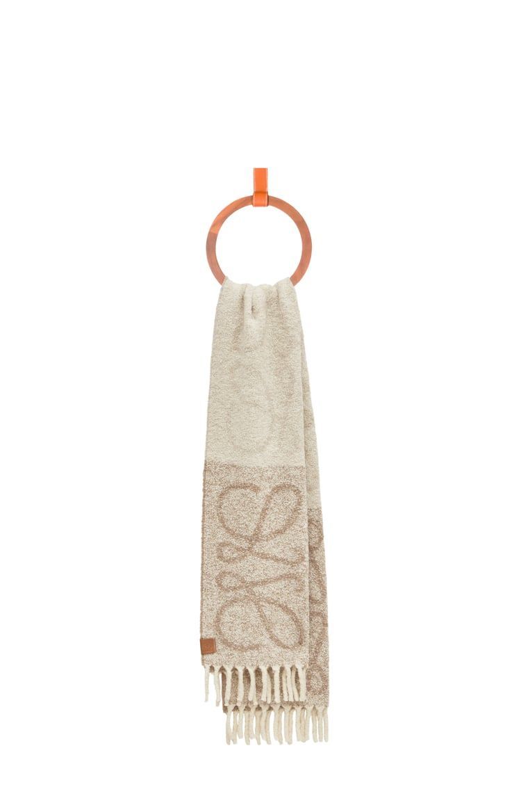 Anagram scarf in alpaca and wool