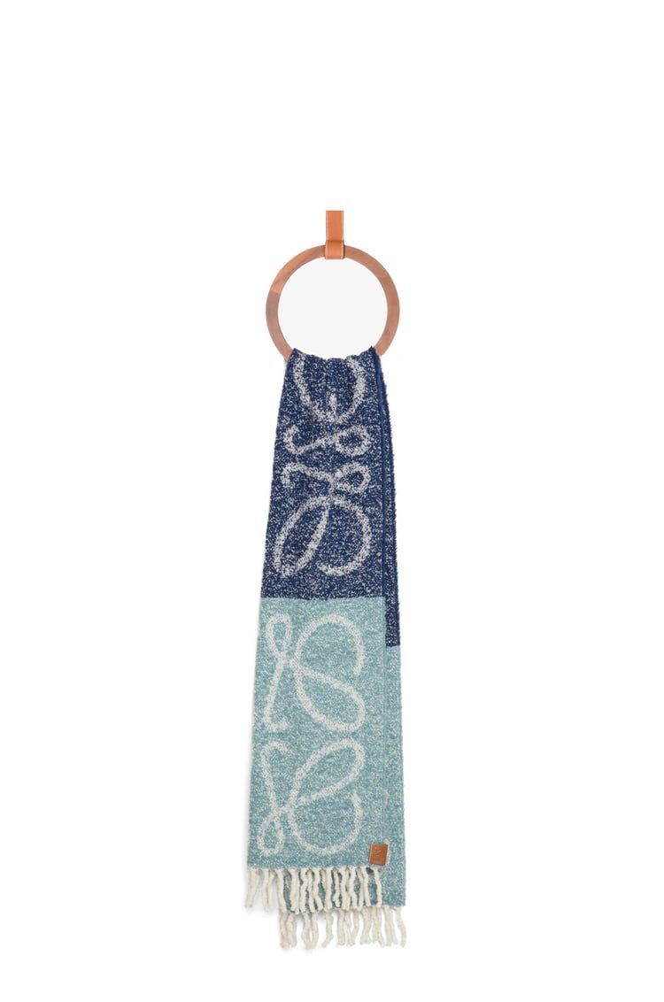 Anagram scarf in alpaca and wool
