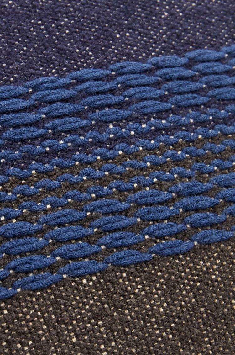 Stripe cushion in wool and linen