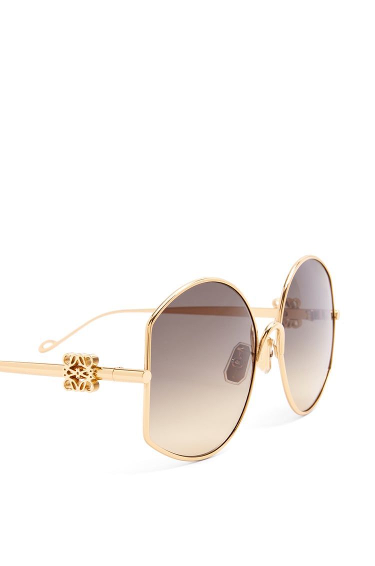 Oversize sunglasses in metal