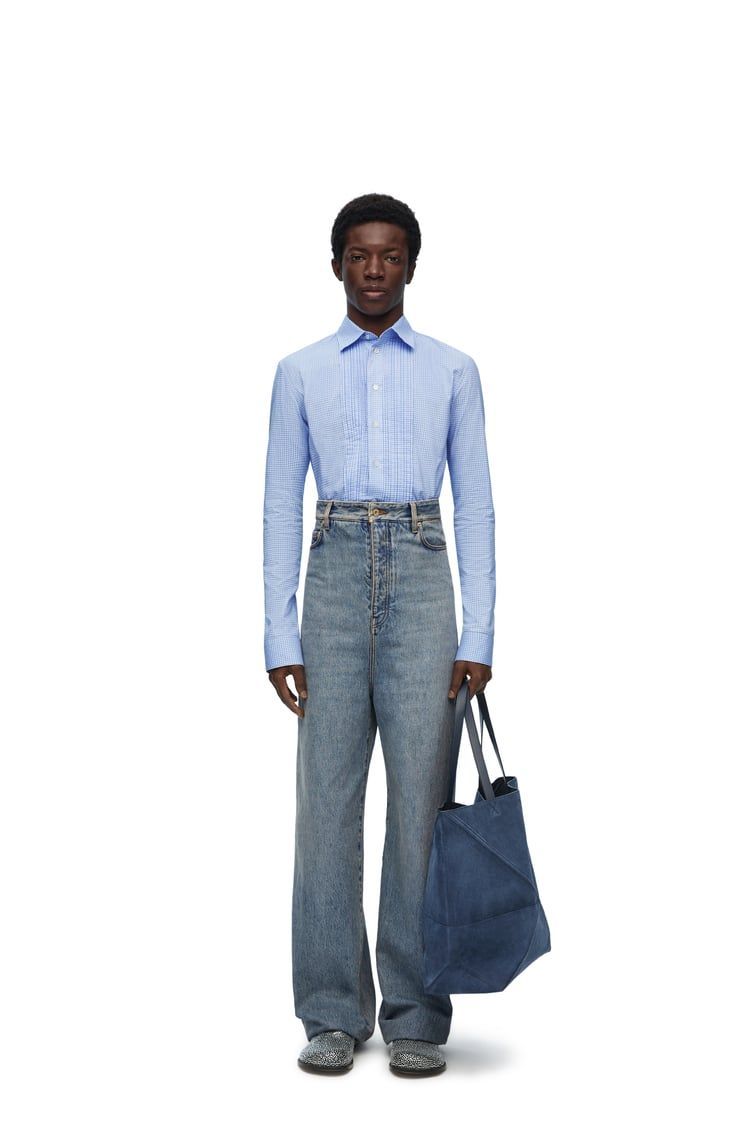 High waisted jeans in denim
