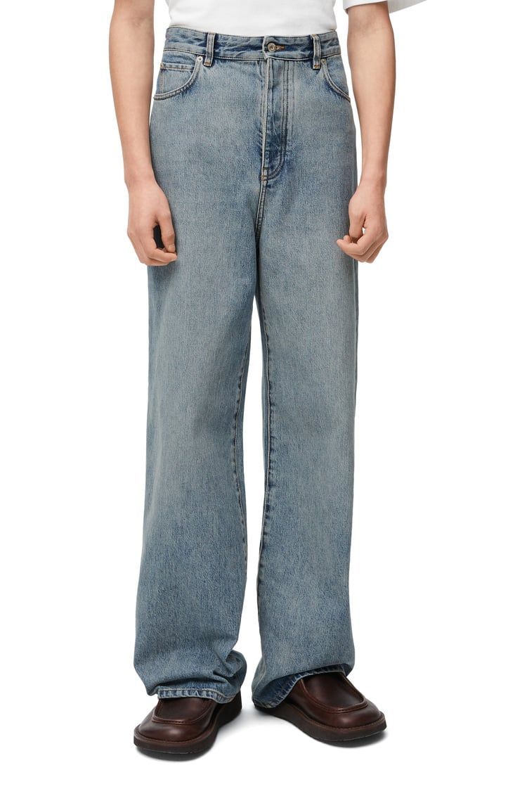 Wide leg jeans in denim