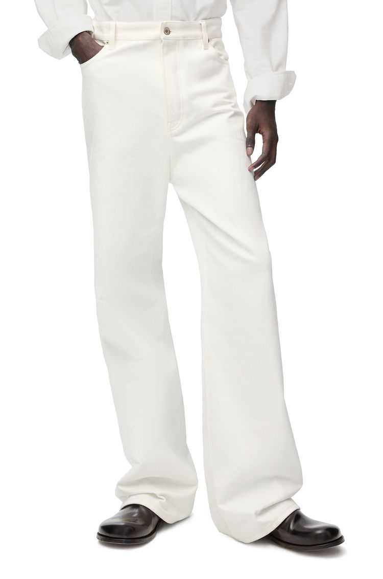 Wide leg jeans in raw denim
