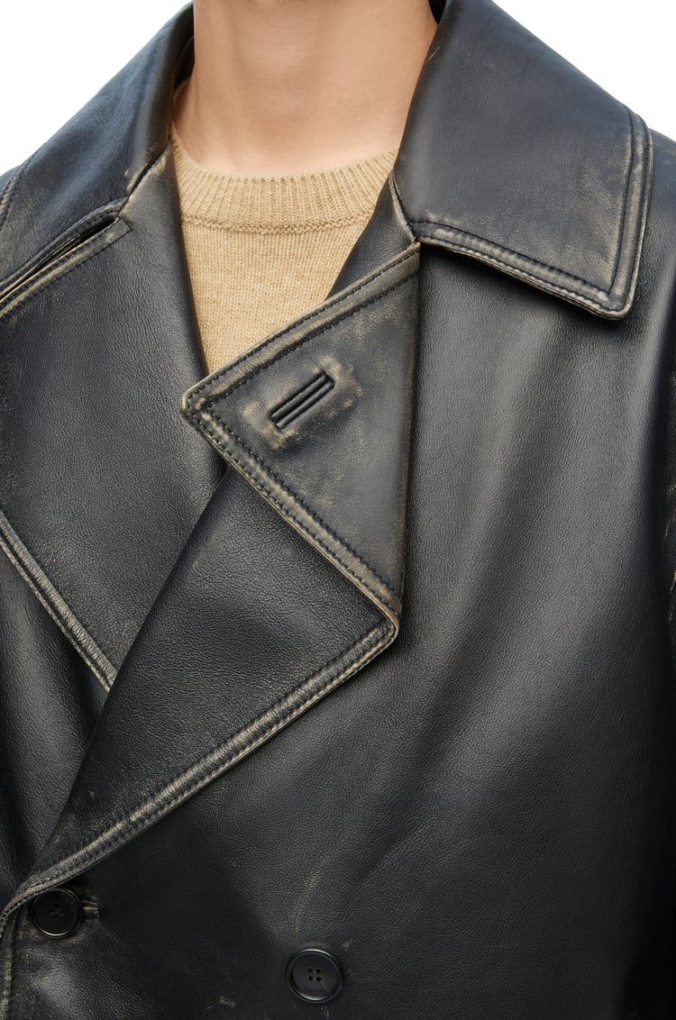 Double breasted coat in nappa calfskin