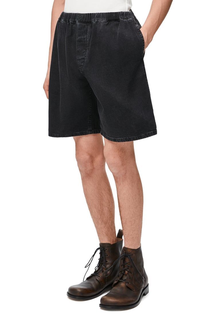 Shorts in denim