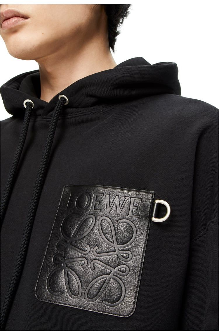 Relaxed fit hoodie in cotton