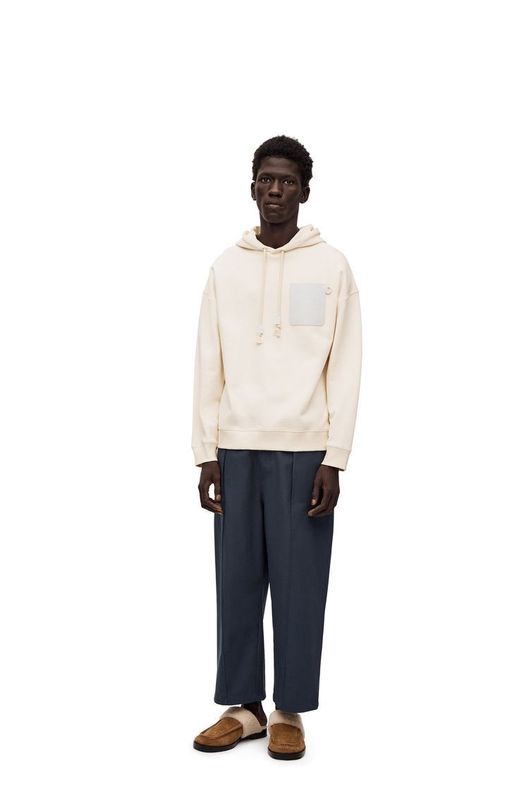 Relaxed fit hoodie in cotton