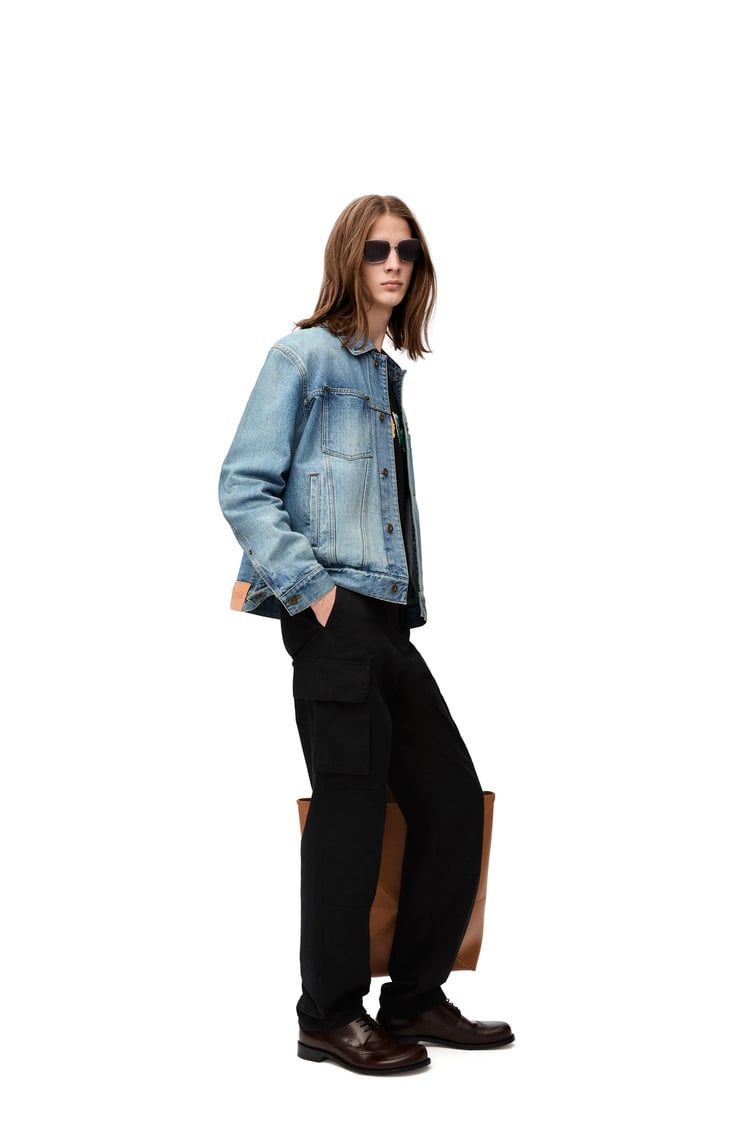 Trucker jacket in denim