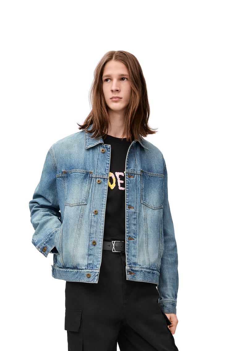 Trucker jacket in denim