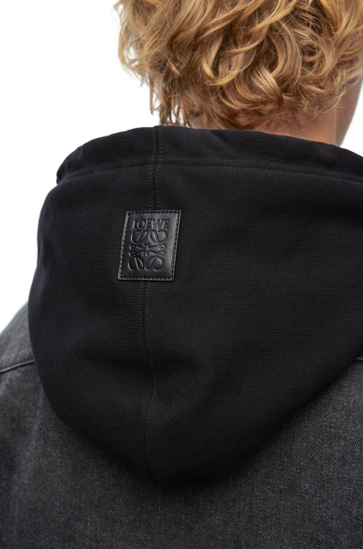 Hooded jacket in denim