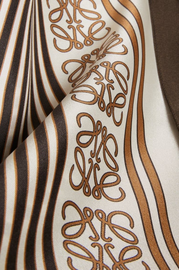 Short sleeve shirt in silk