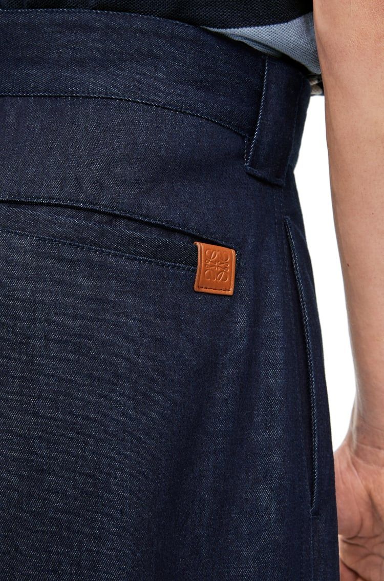 Pleated shorts in denim