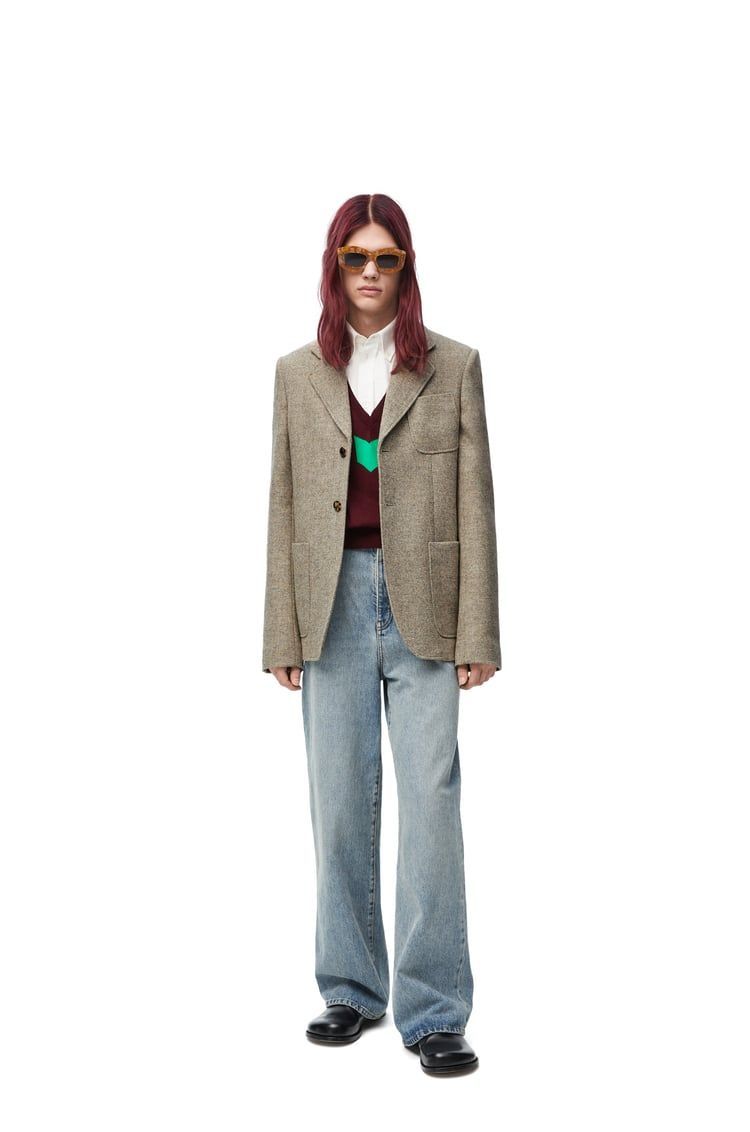 Jacket in wool