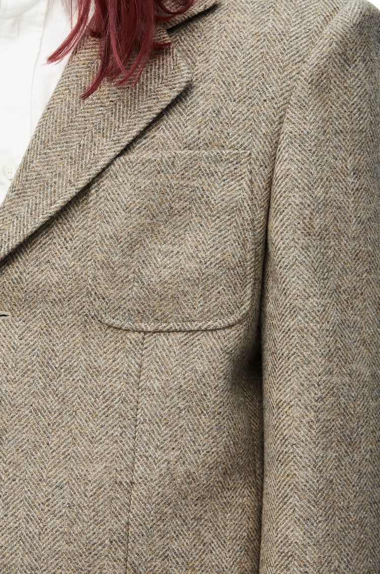 Jacket in wool