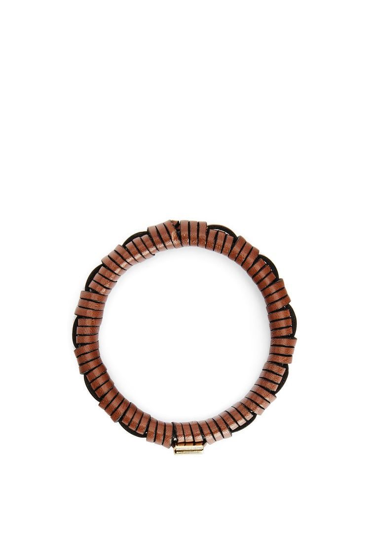 Woven bangle in brass and classic calfskin