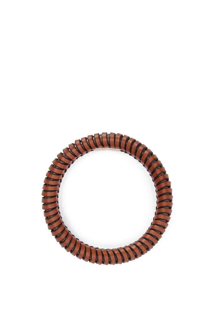 Interlock bangle in classic calfskin