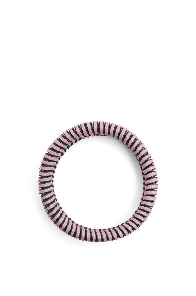 Interlock bangle in classic calfskin