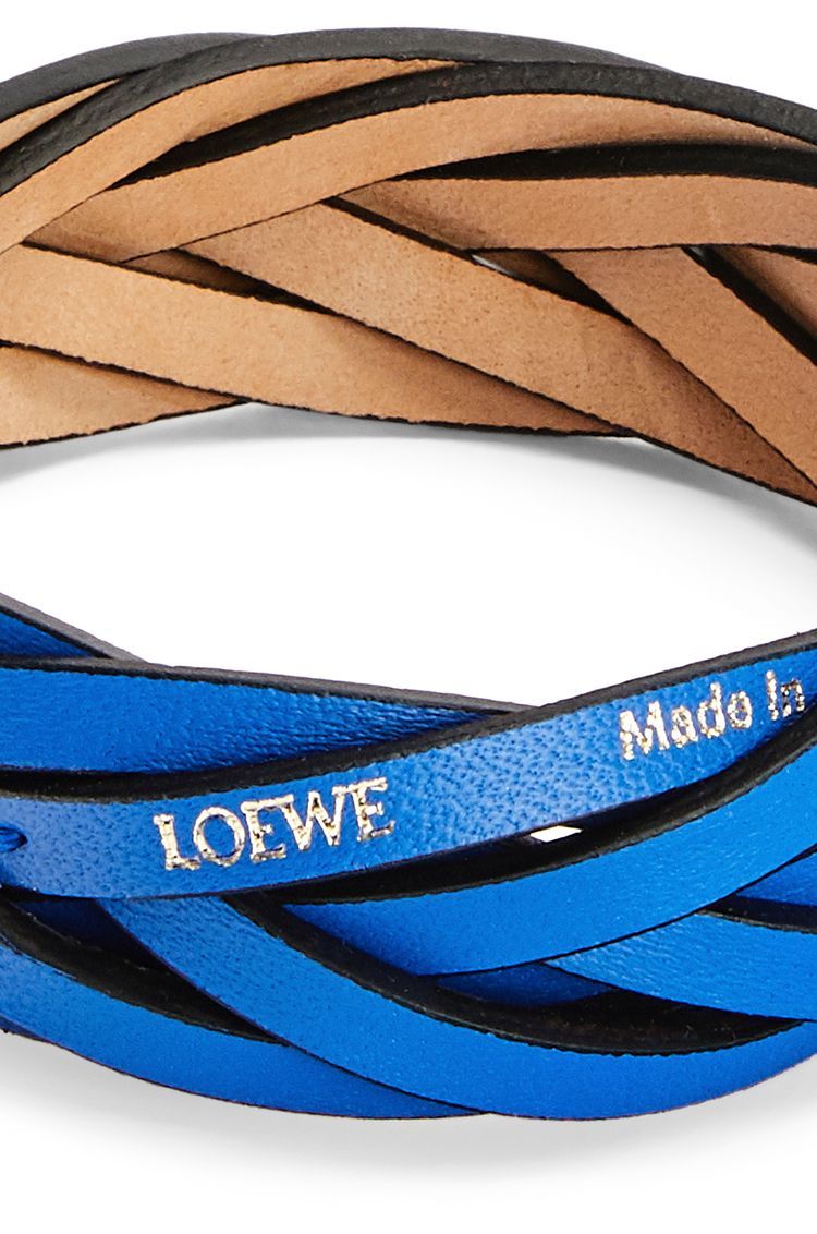 Braided bangle in classic calfskin
