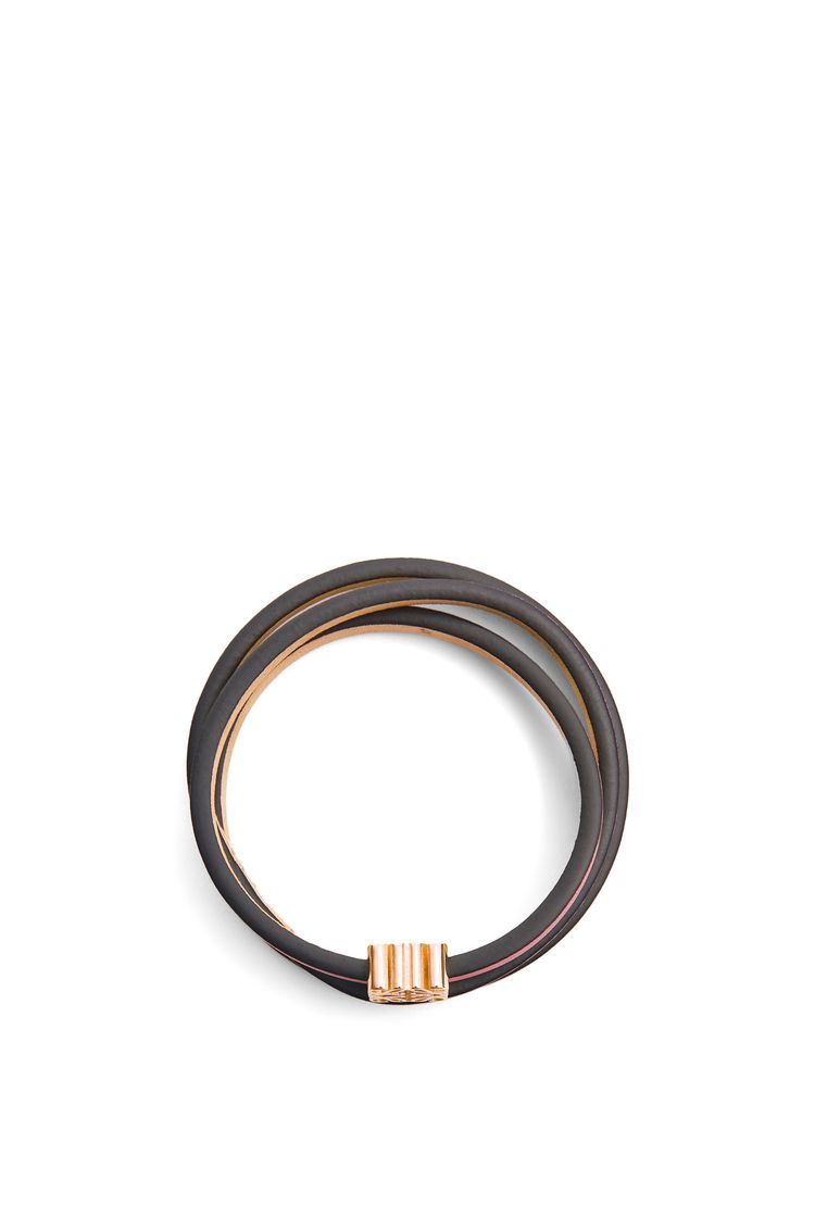 Twist bangle in calfskin