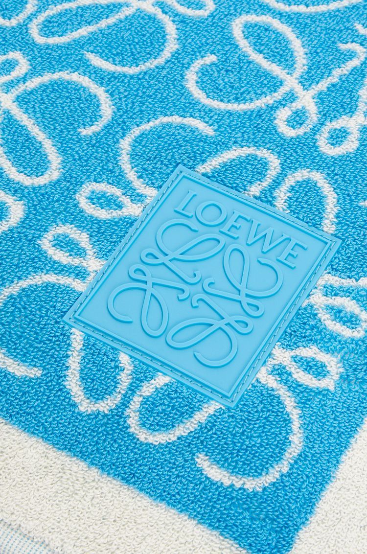 Anagram towel in cotton