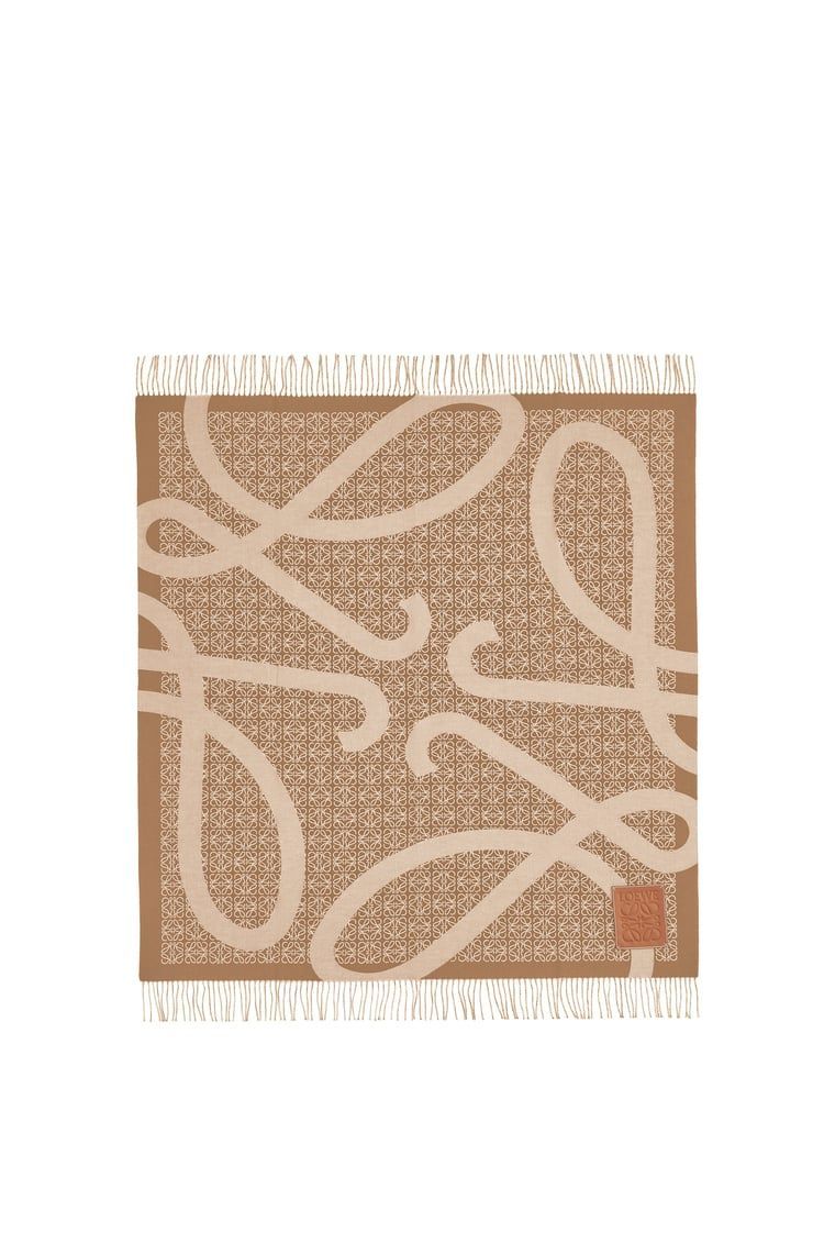 Anagram blanket in wool