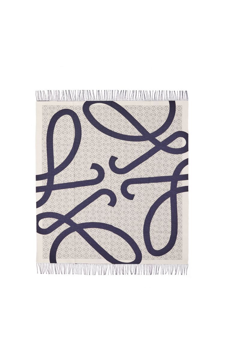 Anagram blanket in wool