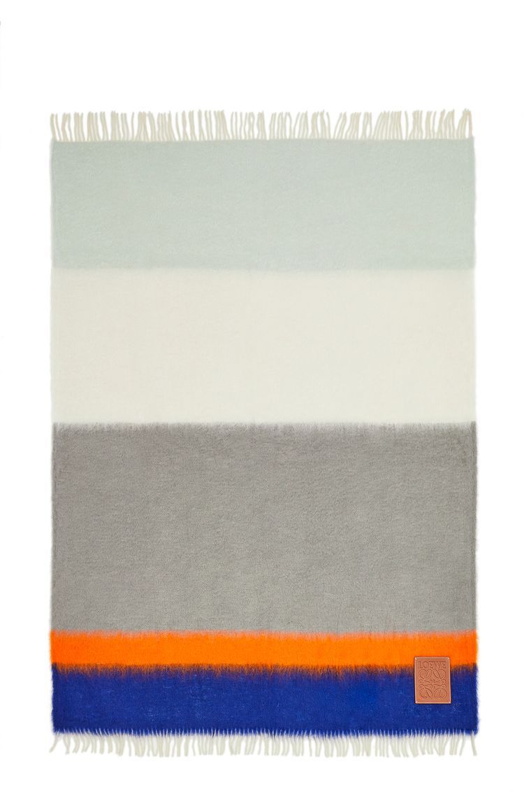 Blanket in mohair and wool