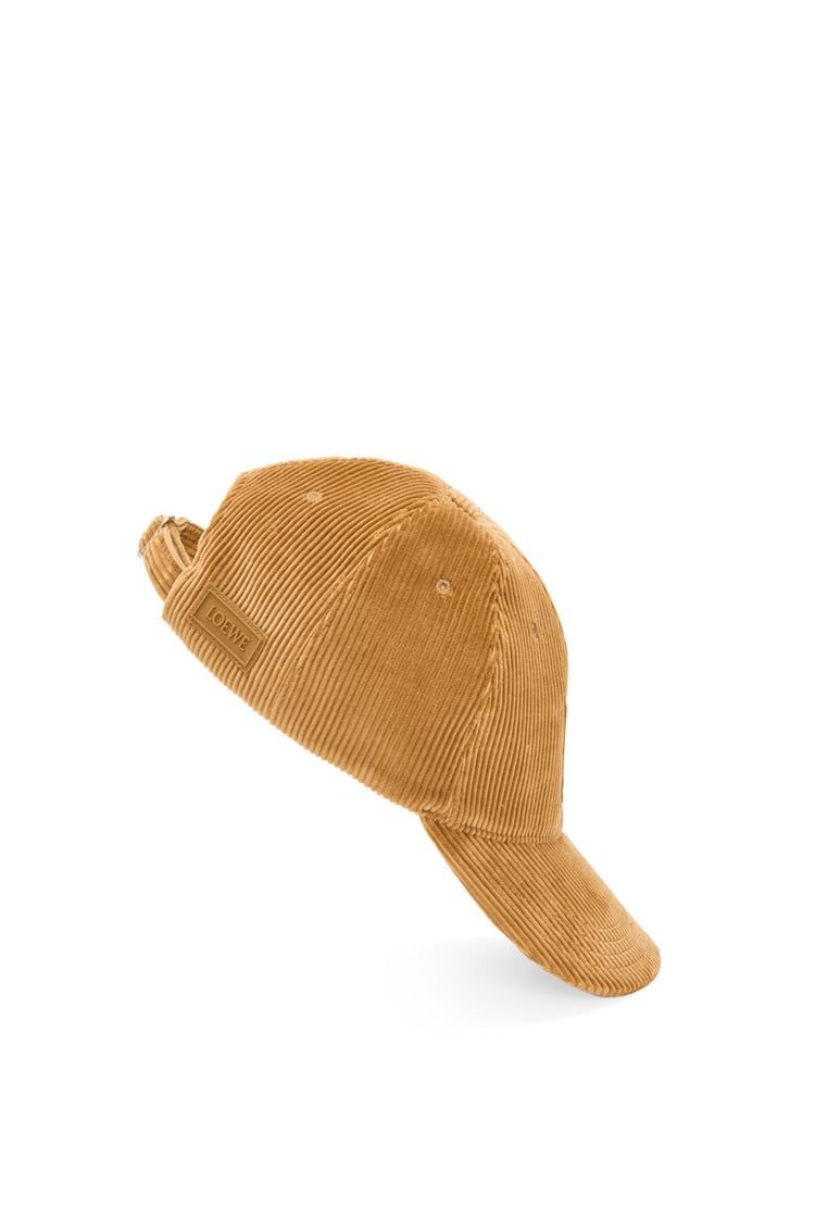 Patch cap in corduroy