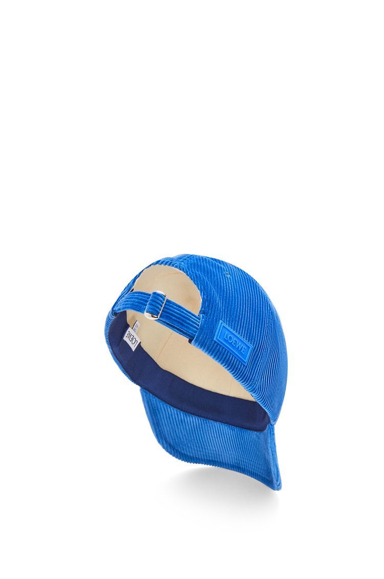Patch cap in corduroy