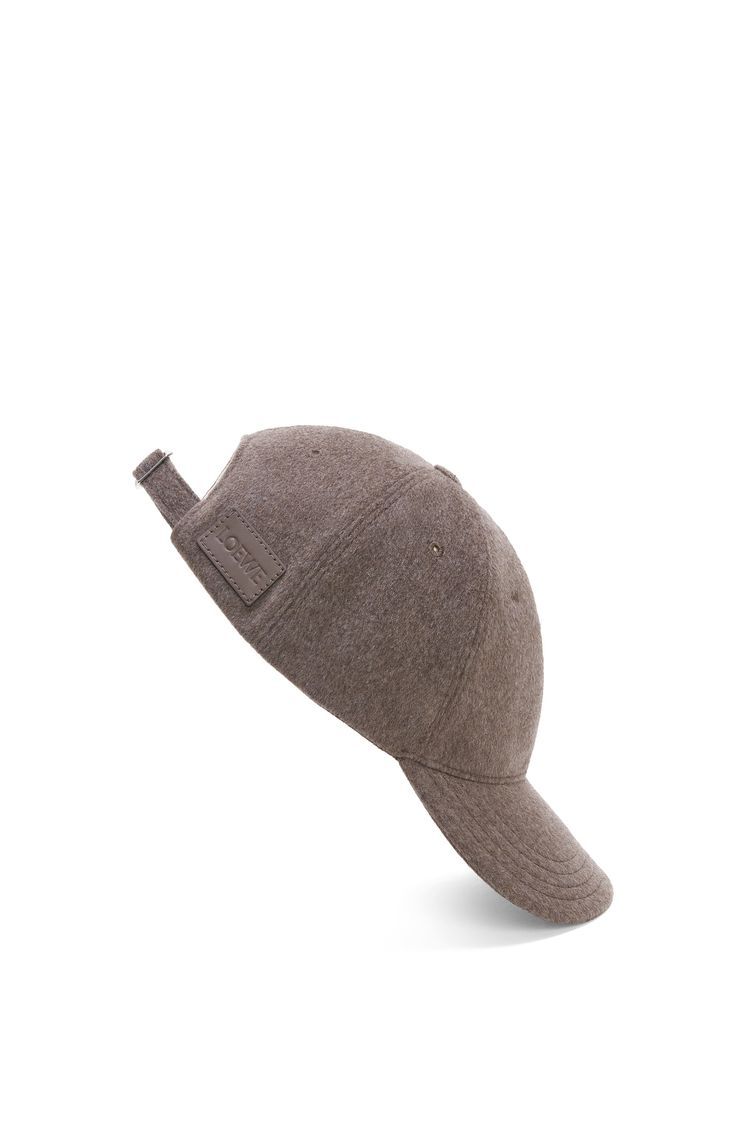 Cap in wool