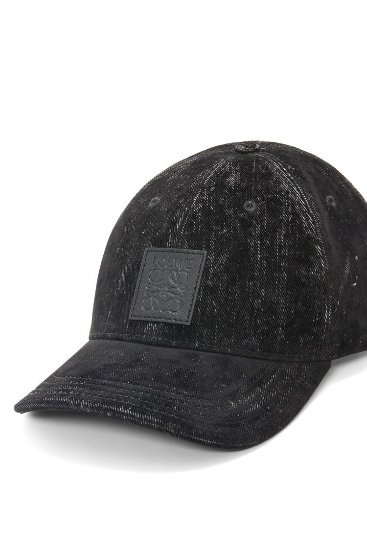 Patch cap in flocked denim