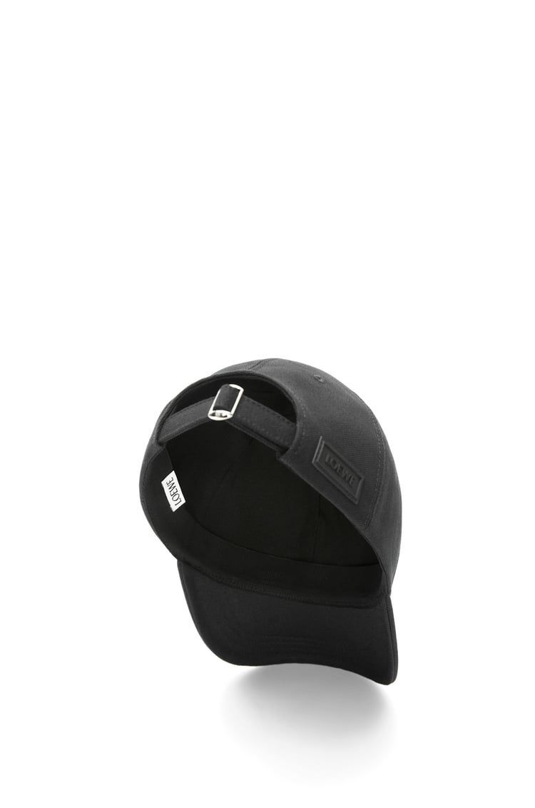 Patch cap in canvas