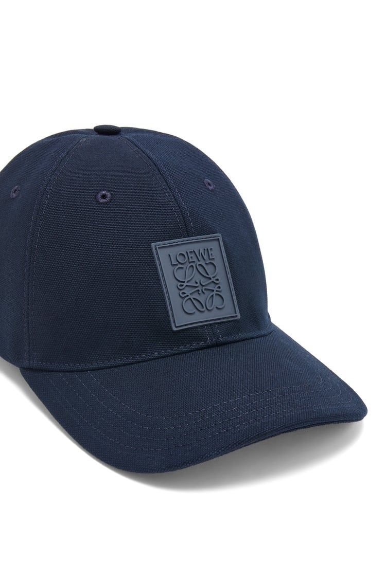 Patch cap in canvas
