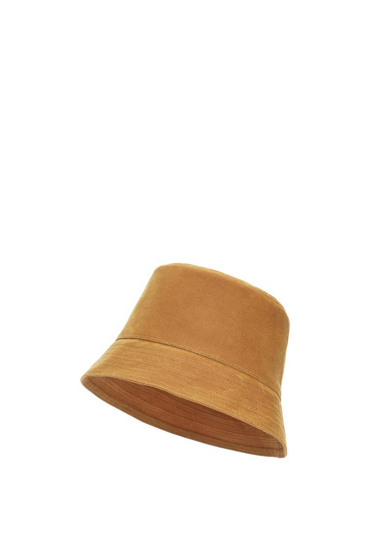 Bucket hat in waxed canvas and calfskin