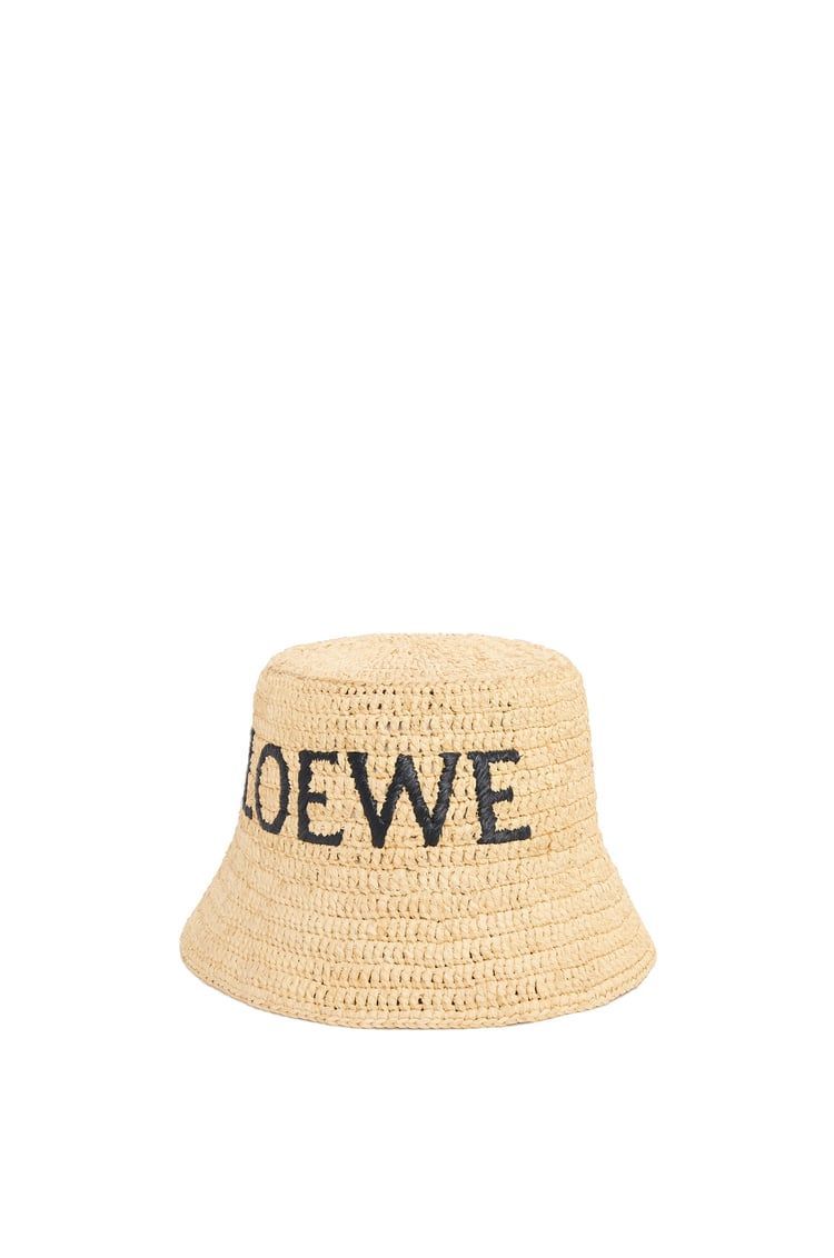 Bucket hat in raffia