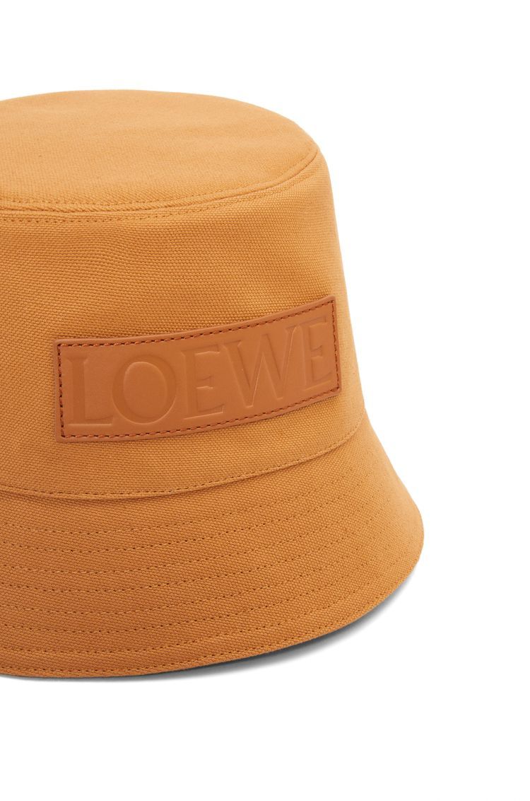 Bucket hat in canvas