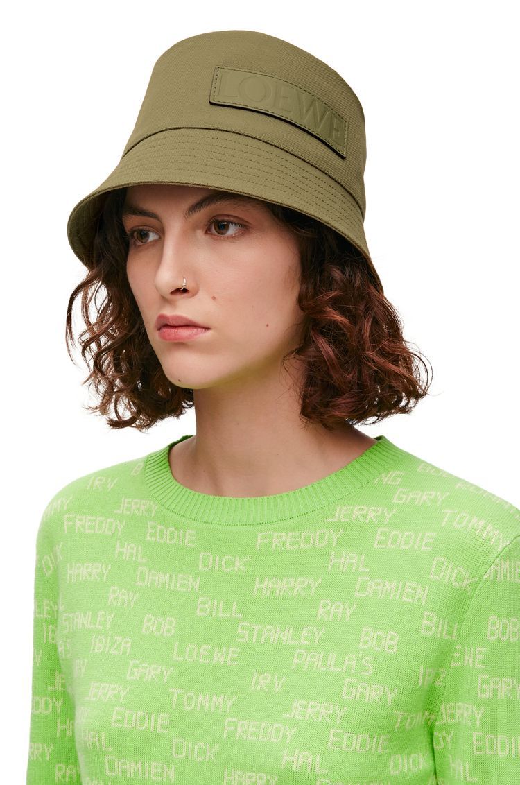 Bucket hat in canvas