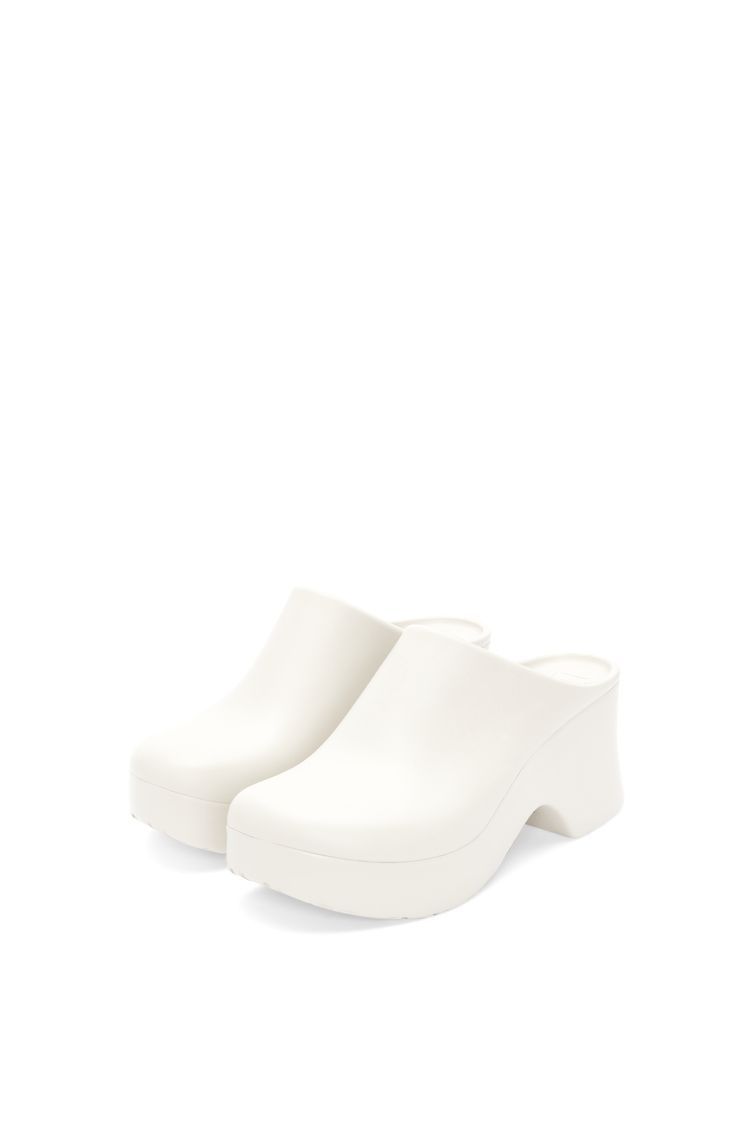 Foam clog in light foam rubber