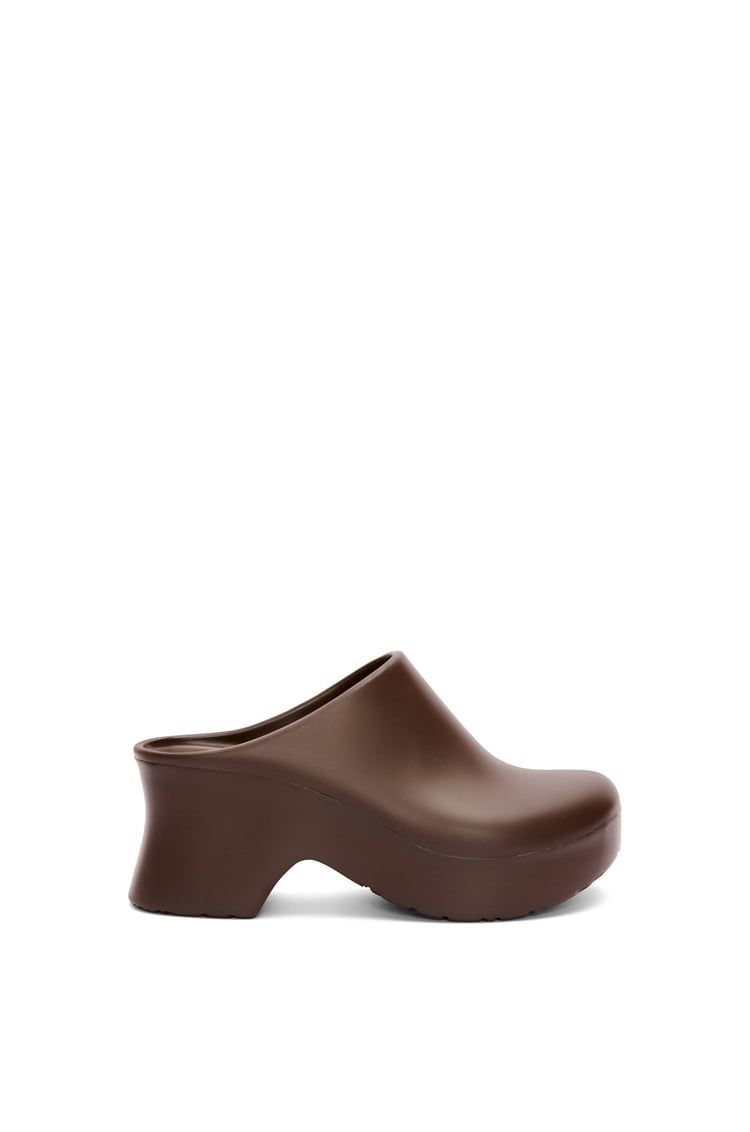 Foam clog in light foam rubber