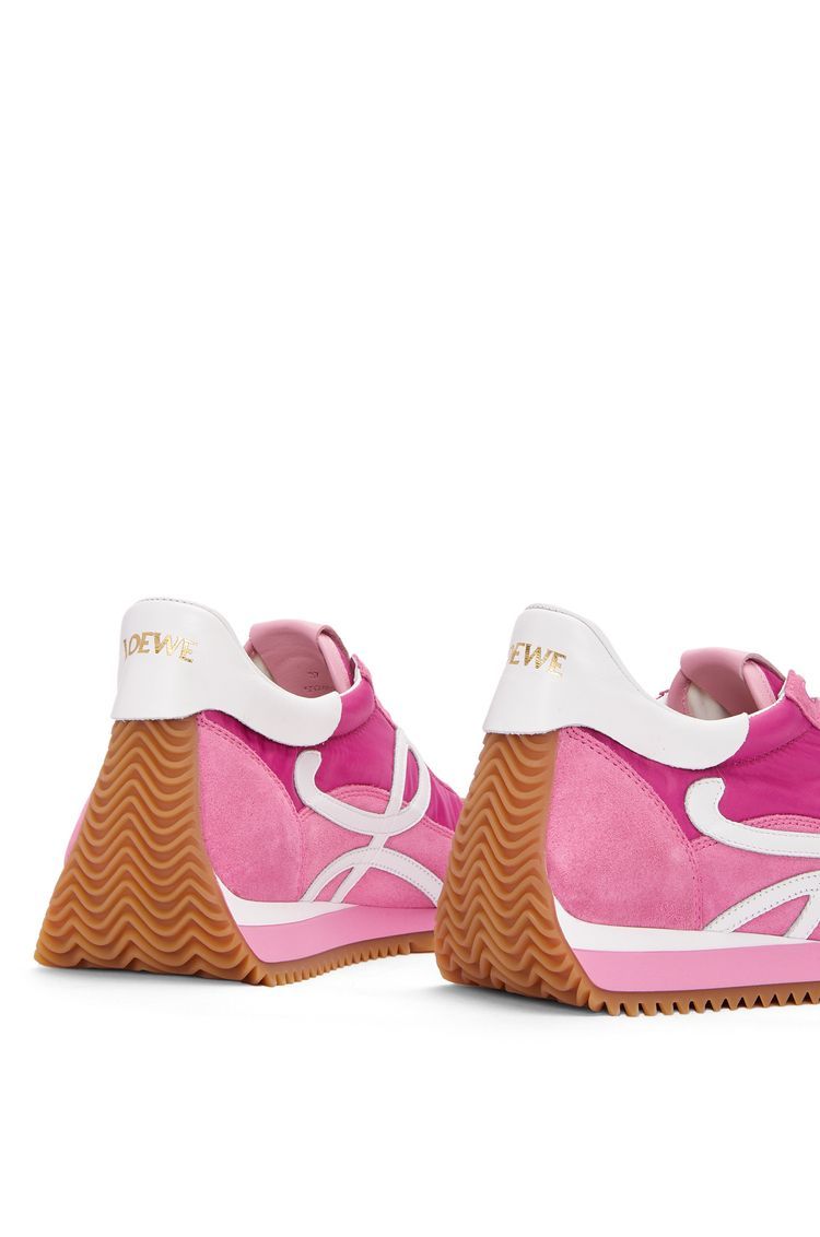Flow Runner in nylon and suede