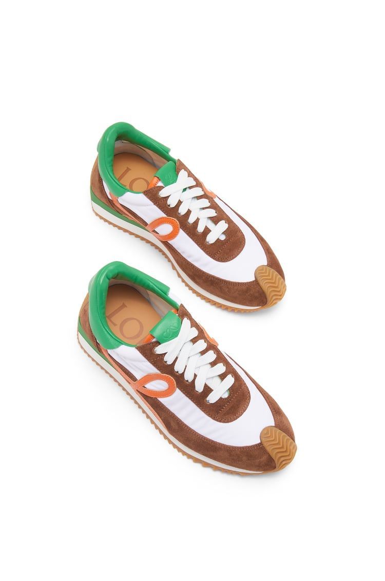 Flow Runner in nylon and suede