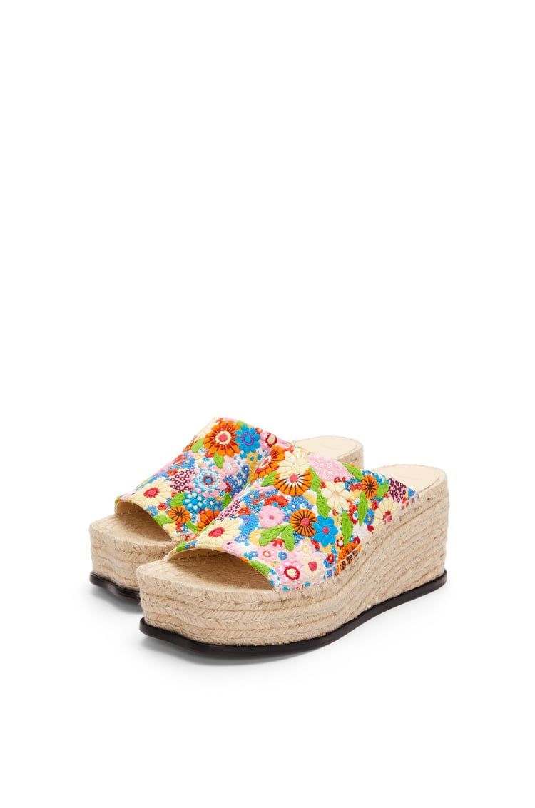 Petal espadrille slide in embroidered canvas