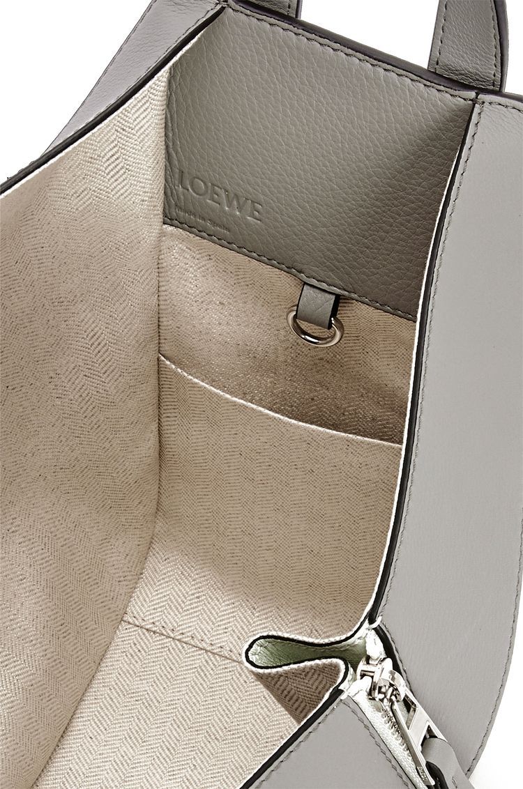 Small Hammock bag in classic calfskin