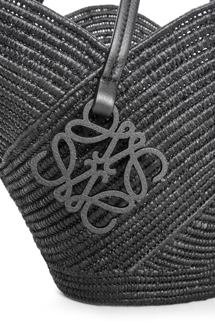 Petal basket bag in raffia and calfskin