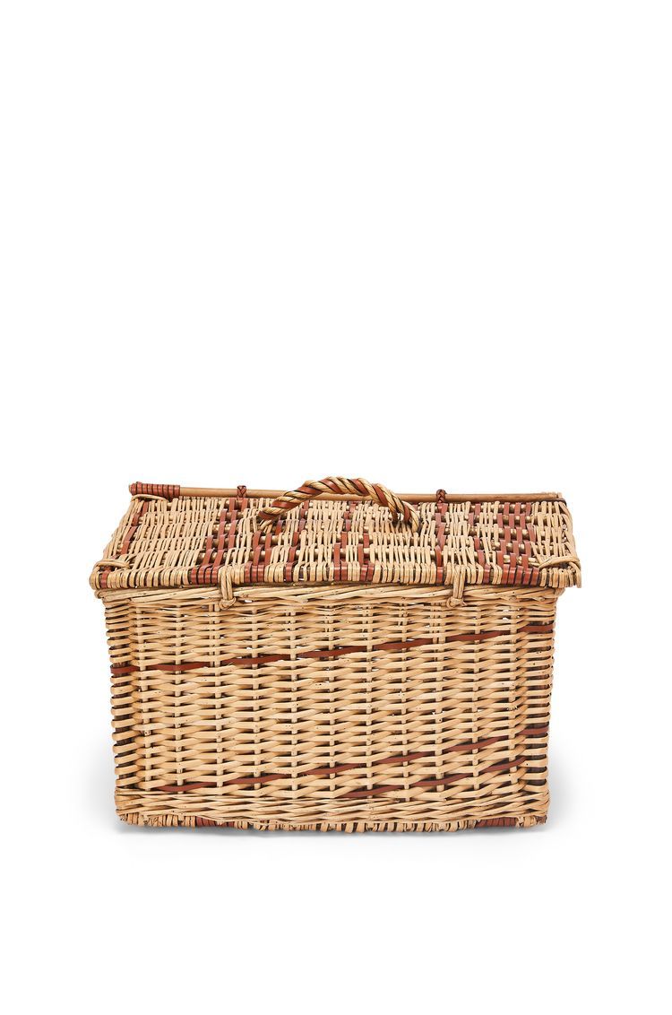 Chest basket in wicker and leather